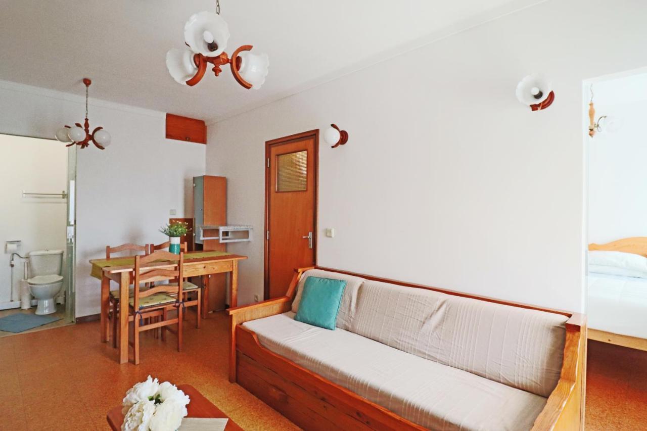 Ocean View Apartment With Free Parking Barra Eksteriør bilde